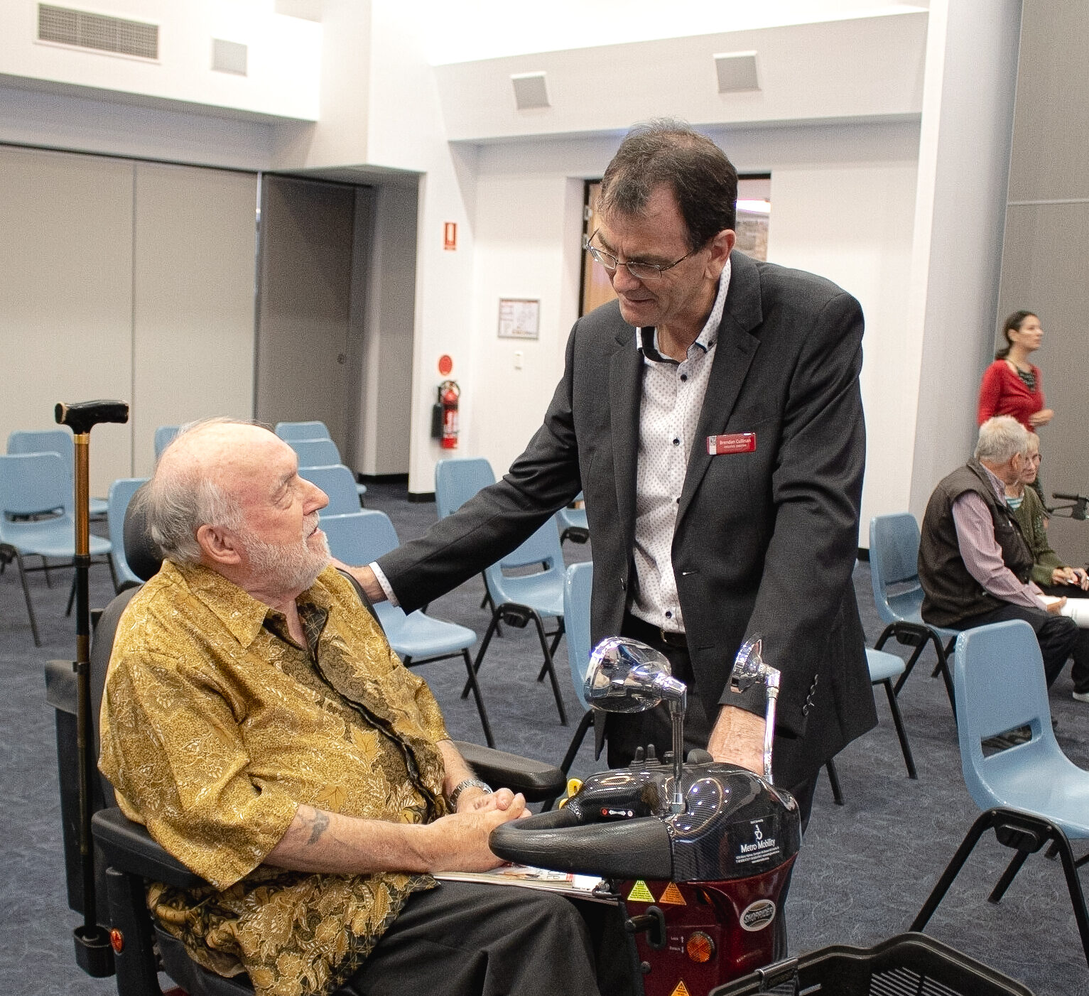 Chief Executive Officer, Brendan Cullinan speaking to a PWdWA member at a workshop.
